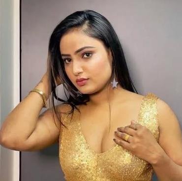 Shyna Khatri Photo